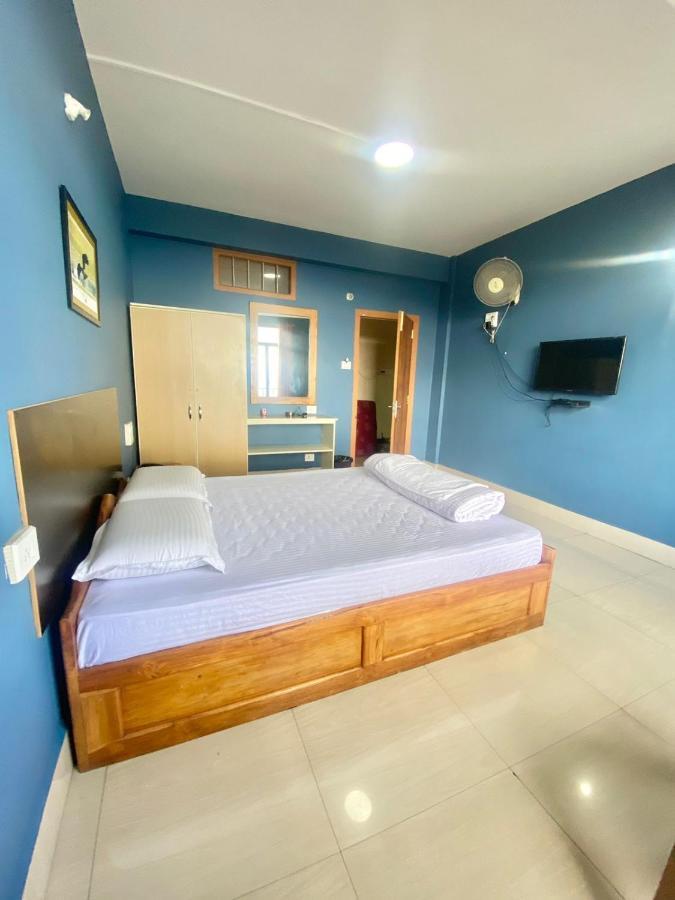 Chief Guest House Āīzawl Екстериор снимка