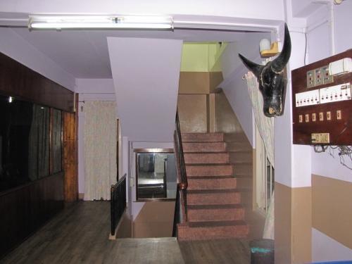 Chief Guest House Āīzawl Екстериор снимка