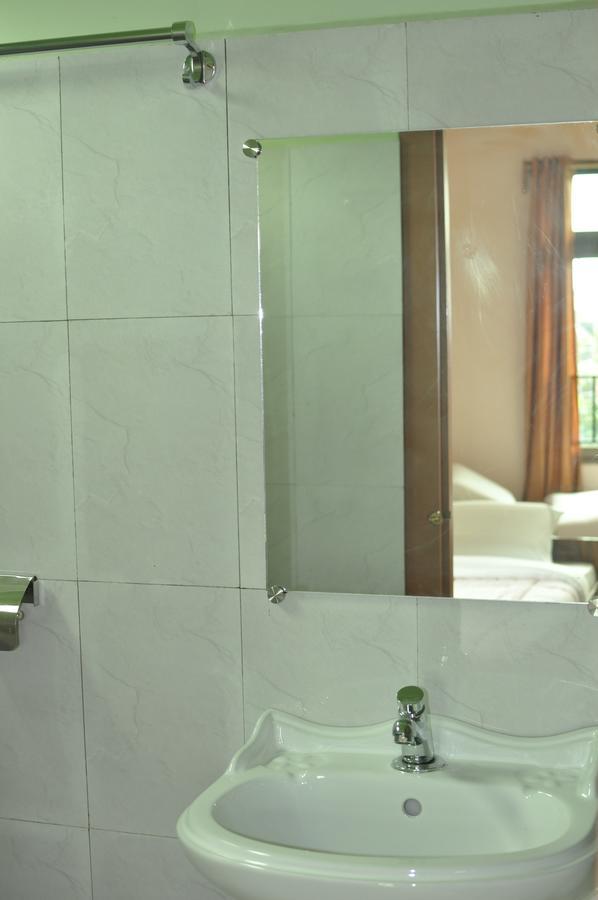 Chief Guest House Āīzawl Екстериор снимка
