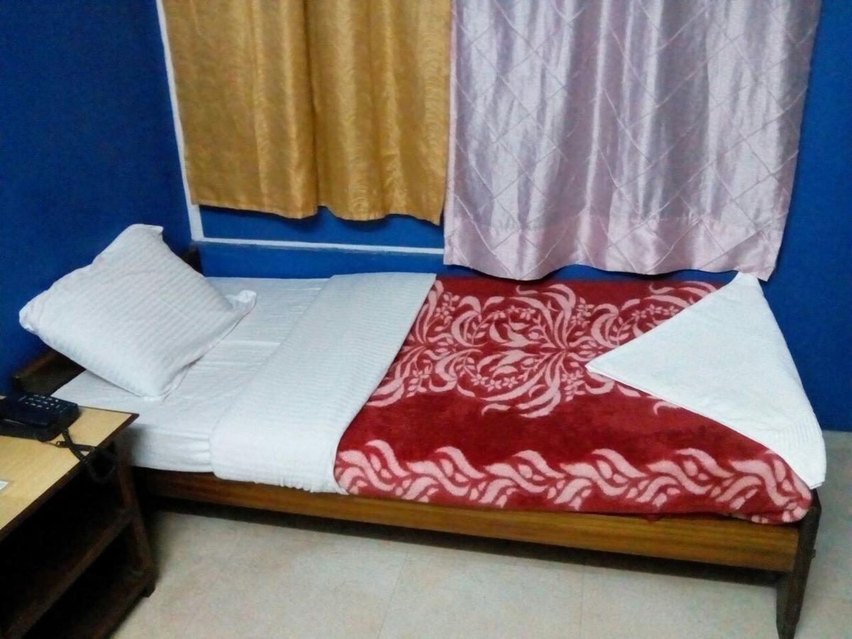 Chief Guest House Āīzawl Екстериор снимка