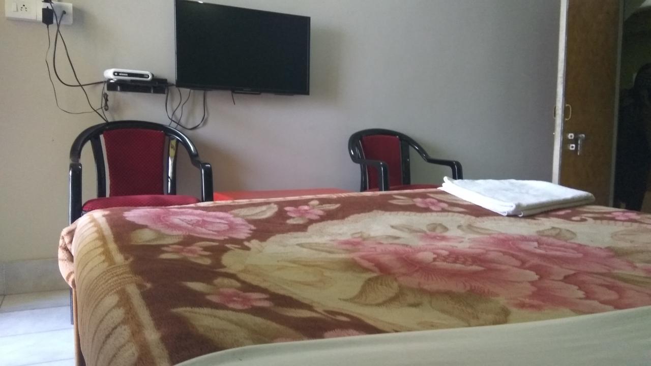 Chief Guest House Āīzawl Екстериор снимка